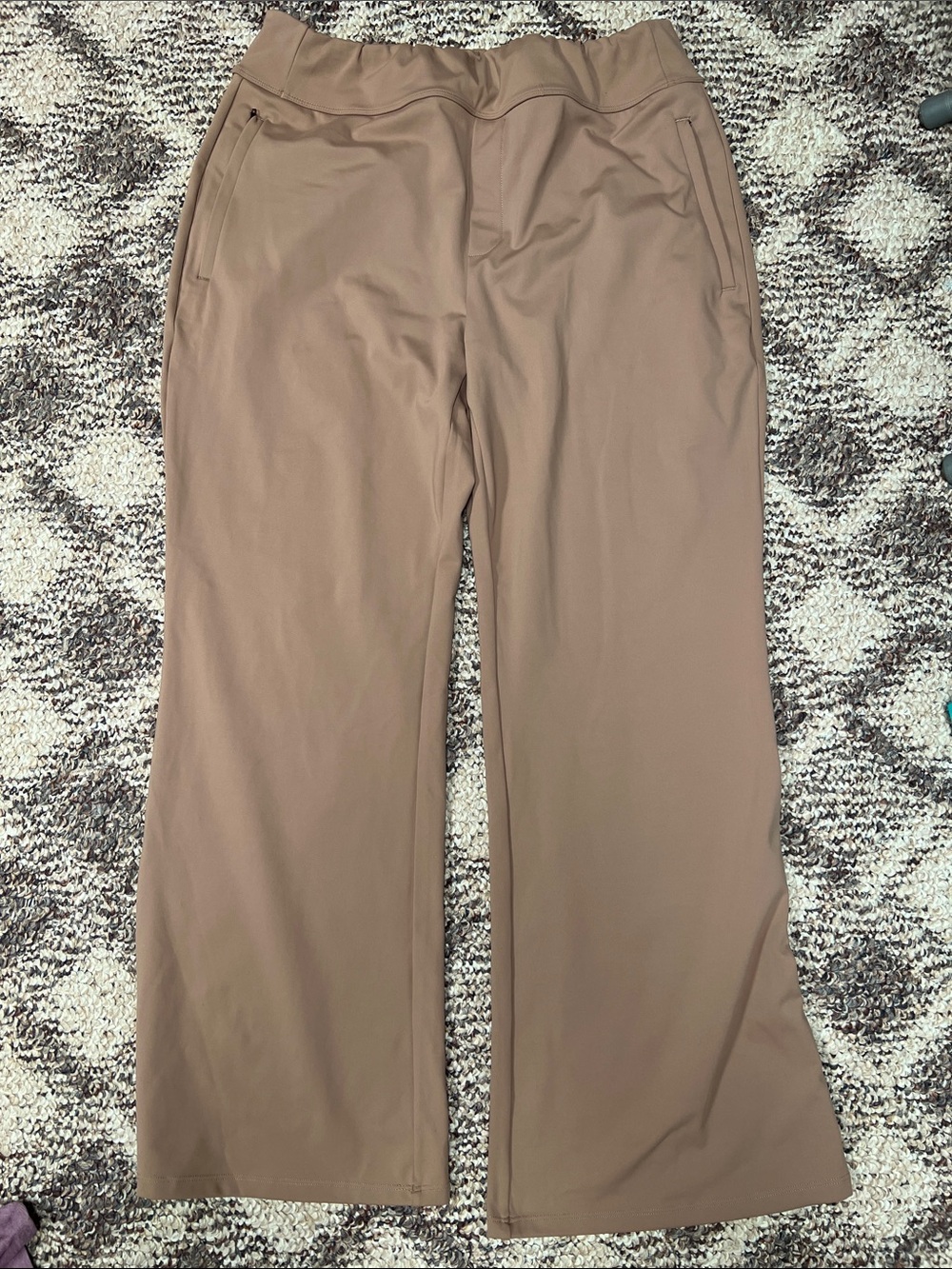HALARA Women's Wide-Leg in Taupe